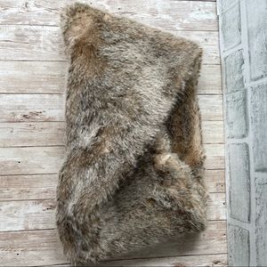 AERIE FAUX FUR SCARF MUFF REAL OBSESSED BROWN
